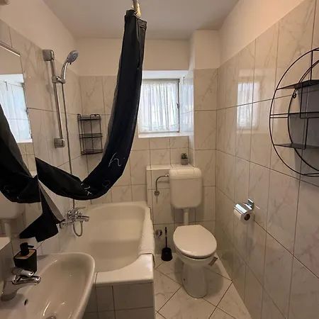 Spiro Apartman *
