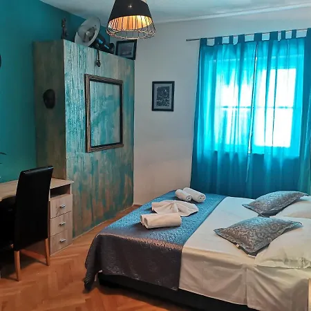 Spiro Apartment *