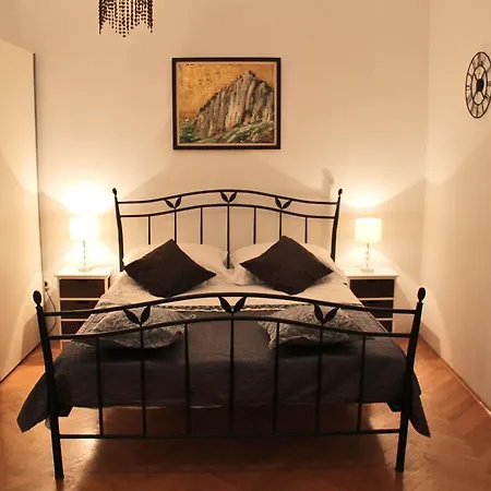 Apartment Spiro