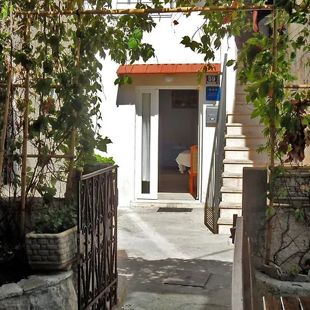 Spiro Apartment Split